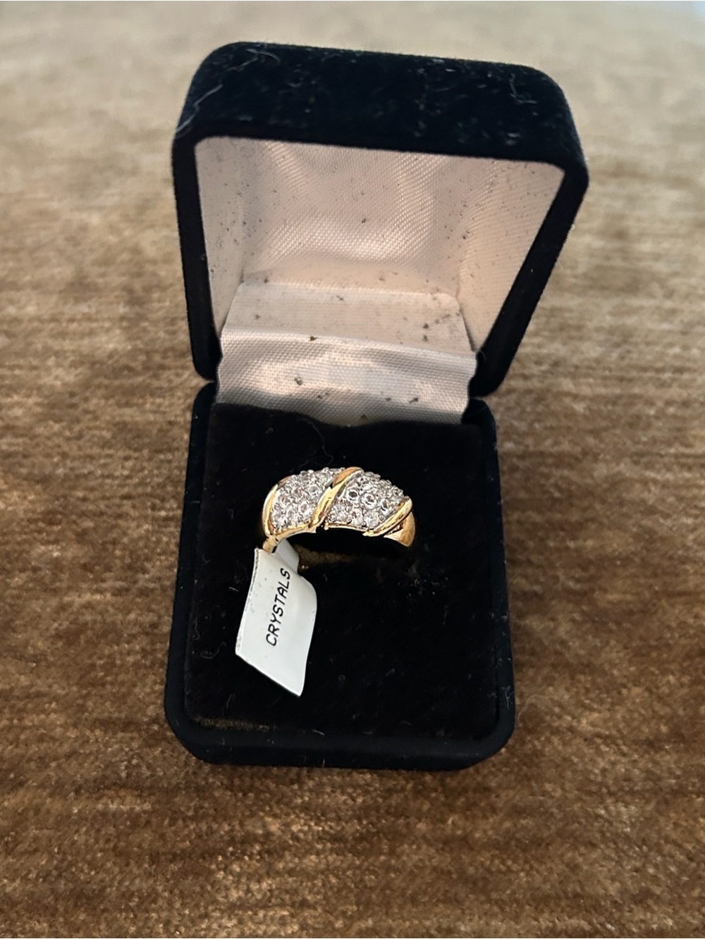 Gold and Crystals dome Ring - Women Jewelry - Picture 4 of 4
